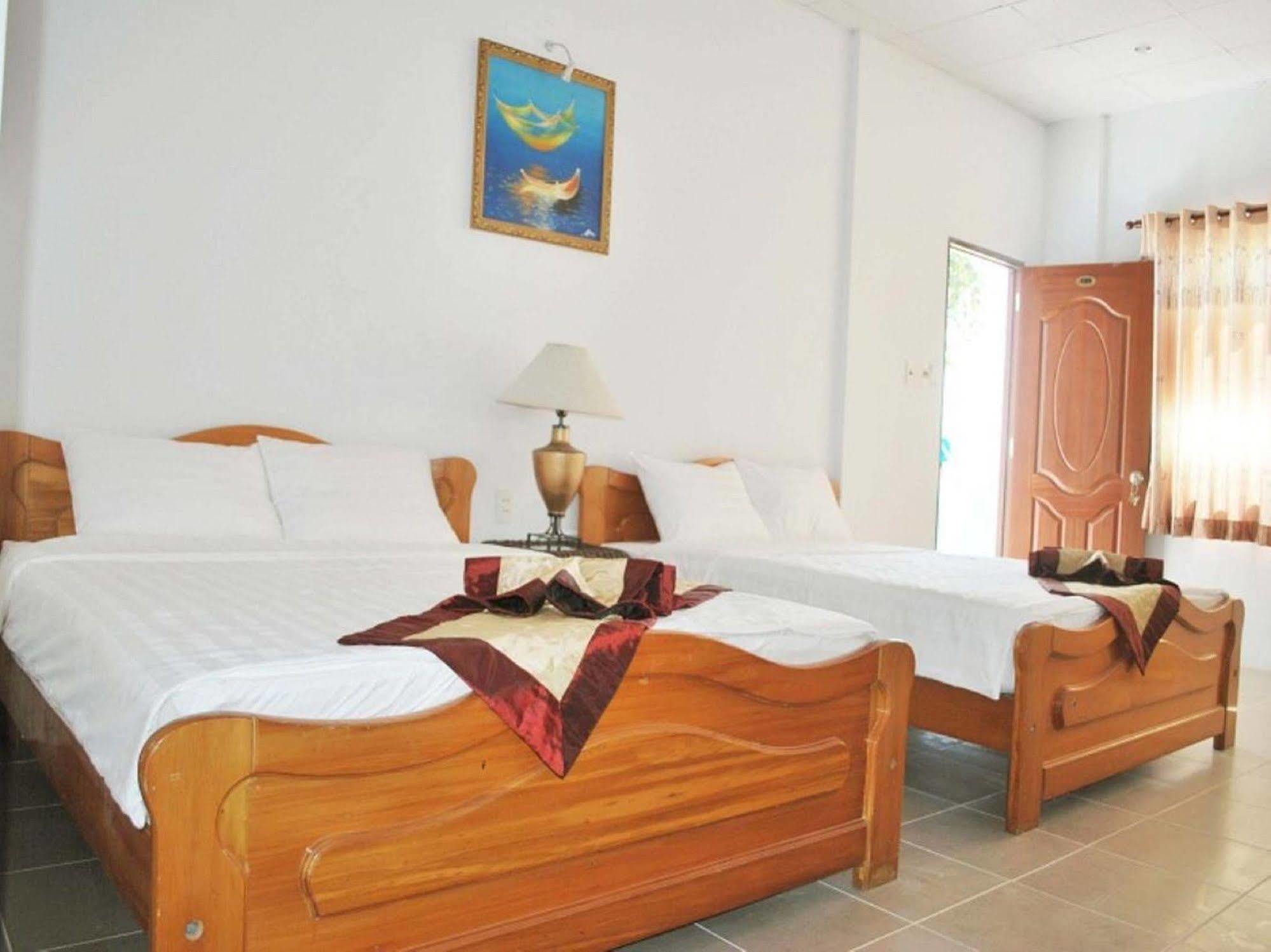 Phi Yen Hotel Chi Khu Co Ong Экстерьер фото