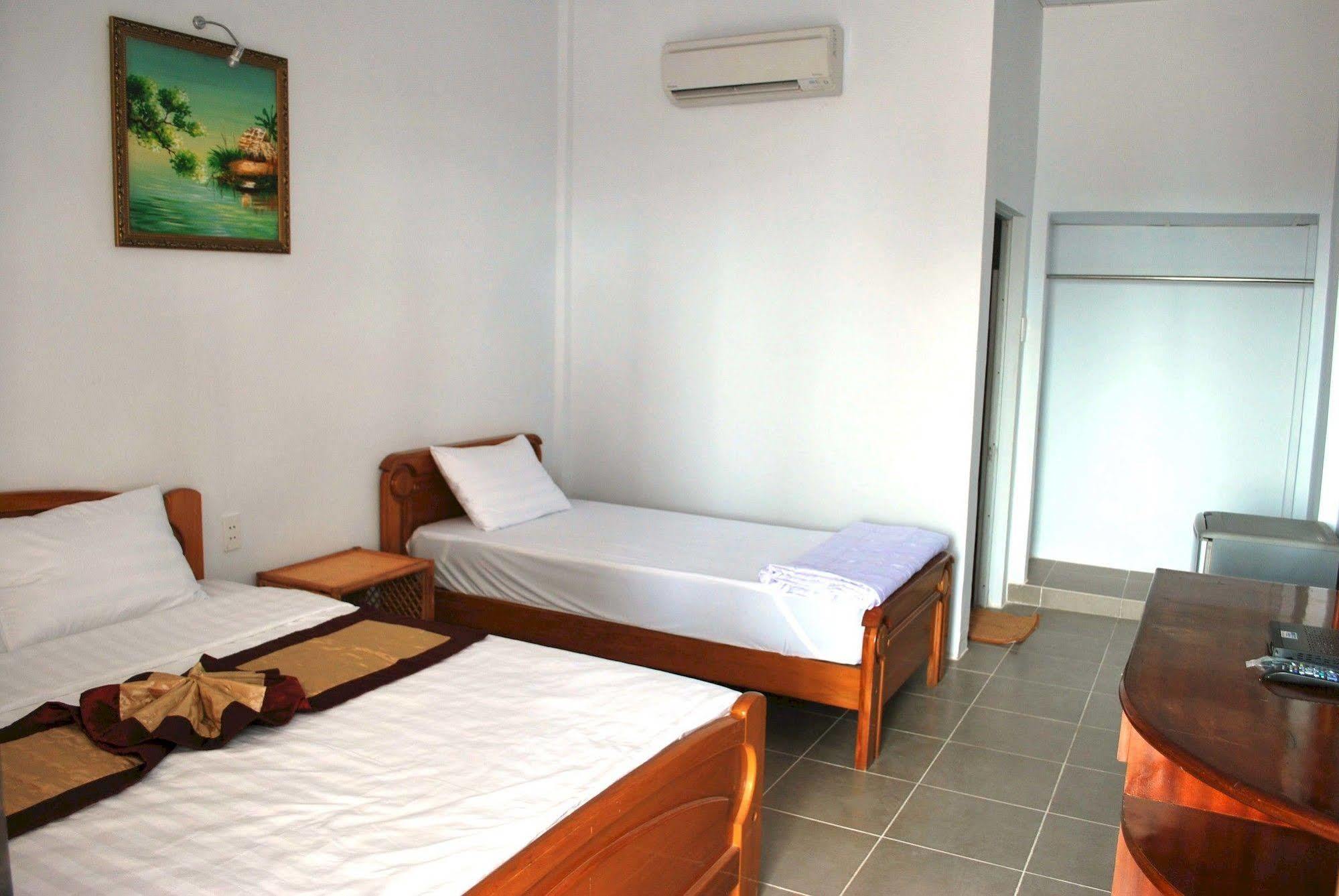 Phi Yen Hotel Chi Khu Co Ong Экстерьер фото