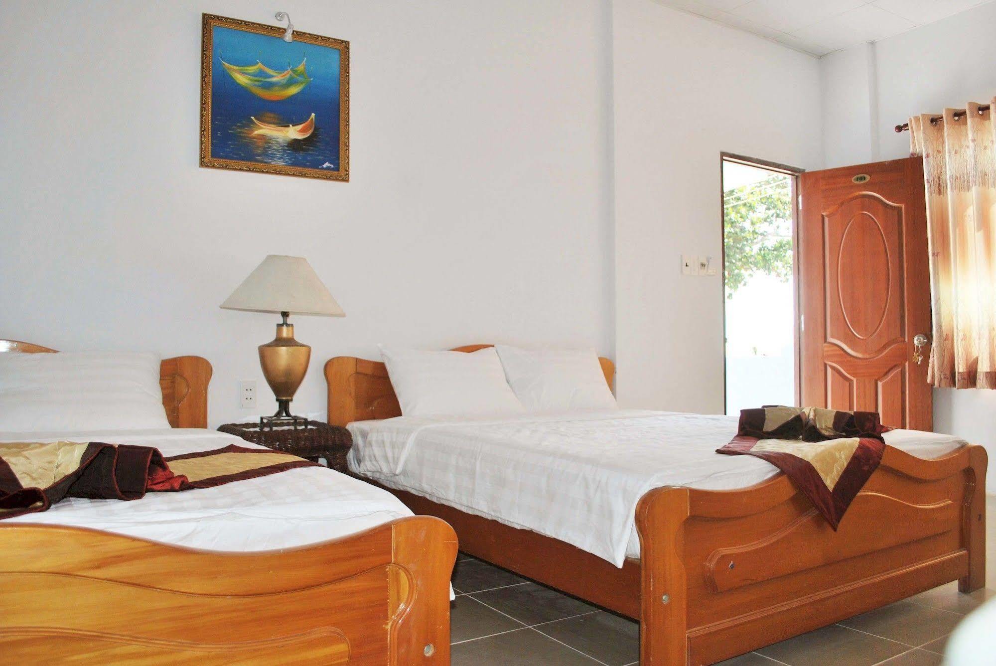 Phi Yen Hotel Chi Khu Co Ong Экстерьер фото