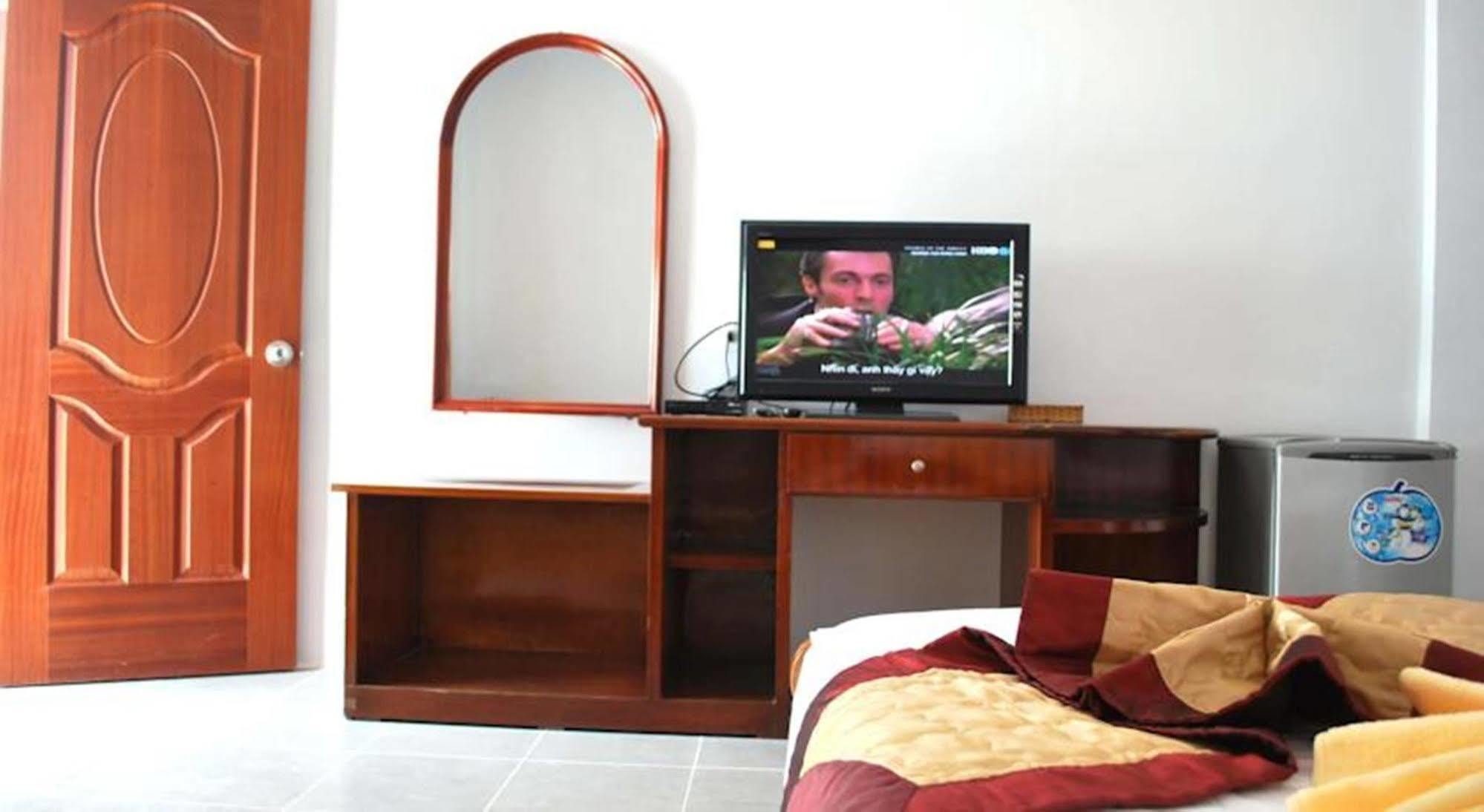 Phi Yen Hotel Chi Khu Co Ong Экстерьер фото